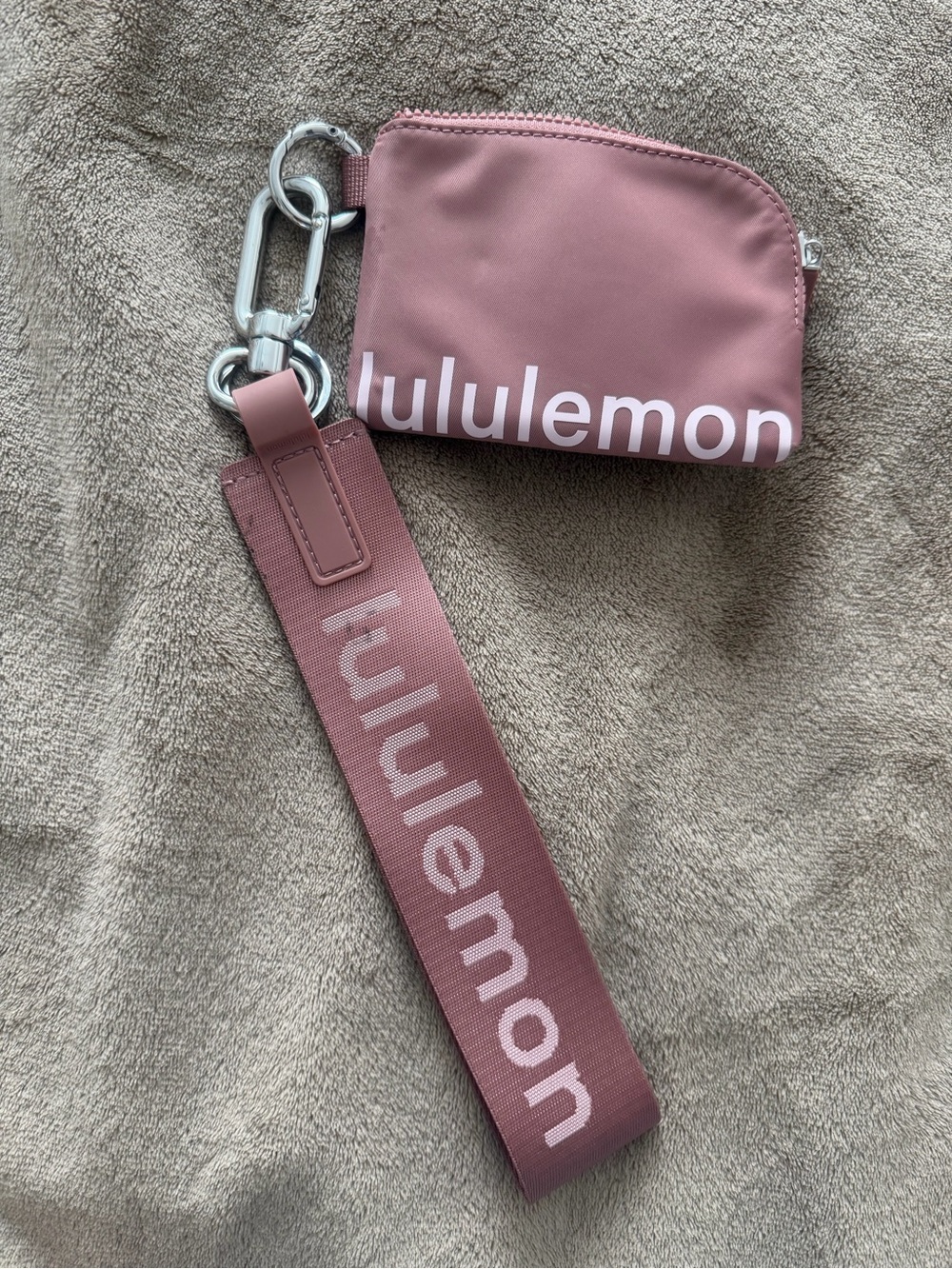 lululemon athletica Dusty Rose Wristlet Key & Card Pouch